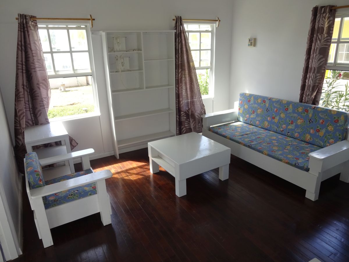 Houten Huurwoning Koraal Partier 2 slpk CuraHouseCare op Curacao