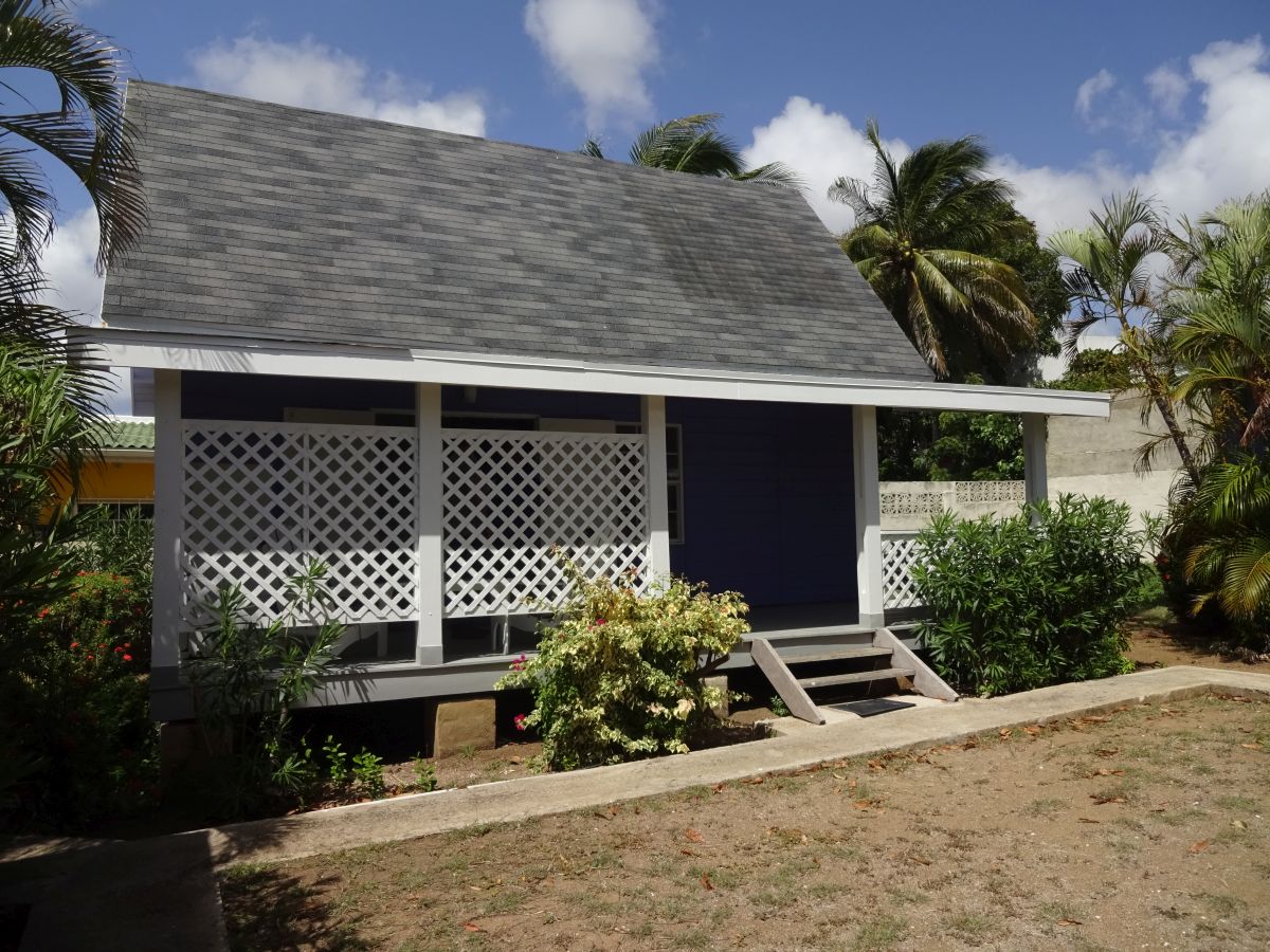 Houten Huurwoning Koraal Partier 2 slpk CuraHouseCare op Curacao