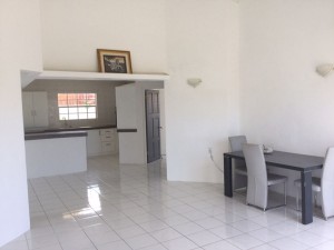 Huurwoning Sunset Heights met zwembad