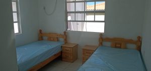 Huurwoning Sunset Heights met zwembad