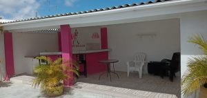 Huurwoning Sunset Heights met zwembad