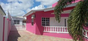 Huurwoning Sunset Heights met zwembad