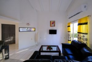 Huurwoning Sunset Heights met zwembad