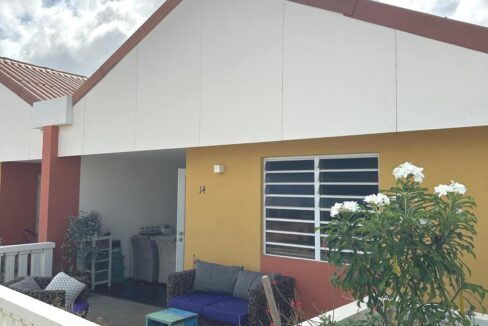 Moderne huurwoning East Hill Bottelier