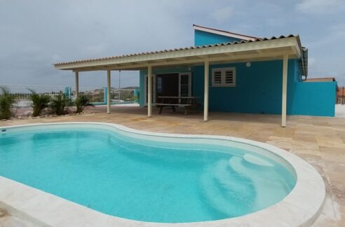 Huurwoning Montana met zwembad