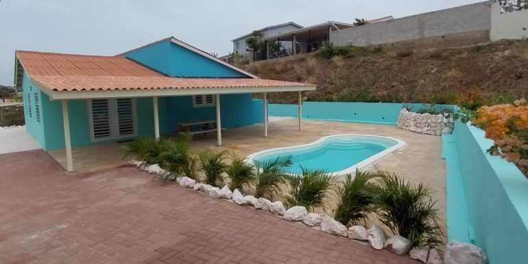 Huurwoning Montana met zwembad
