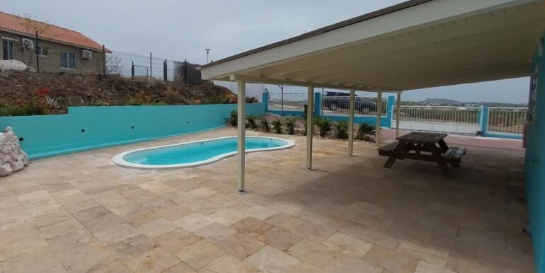 Huurwoning Montana met zwembad