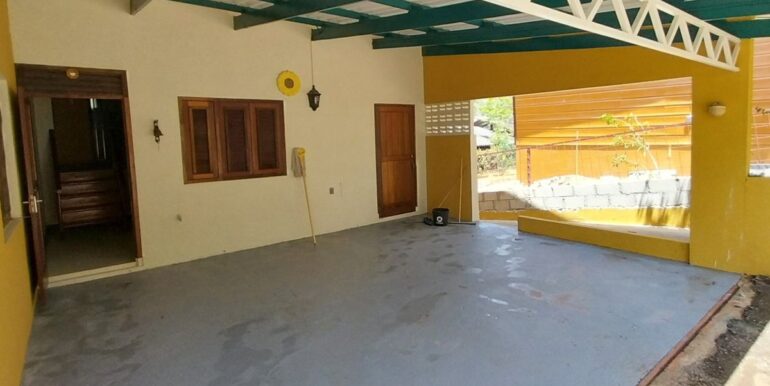1 slaapkamer Huurwoning Hanenberg Rooi Santu