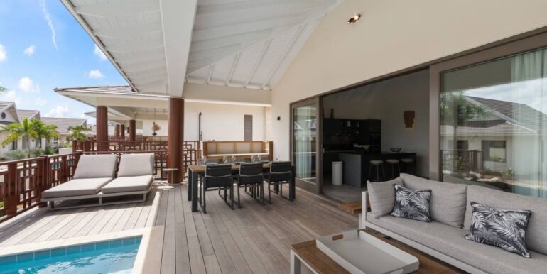 Huurvilla Blue Bay The Jazmyn met zwembad