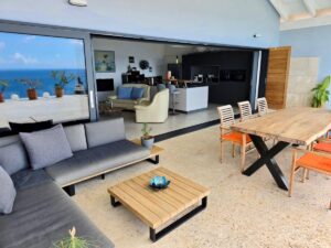 Luxe Koopvilla Coral Estate met view