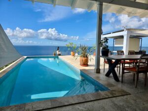 Luxe Koopvilla Coral Estate met view