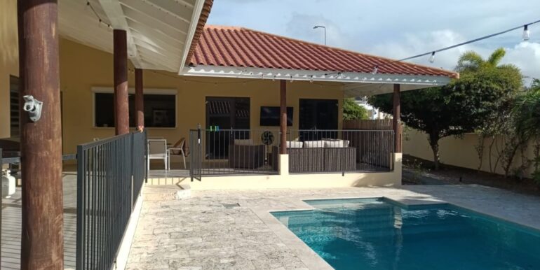 Stijlvolle Koopvilla Resort Zuurzak met zwembad