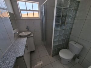 Huurwoning Sunset Heights met zwembad