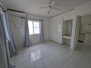 Huurwoning Sunset Heights met zwembad