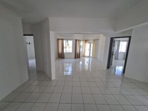 Huurwoning Sunset Heights met zwembad