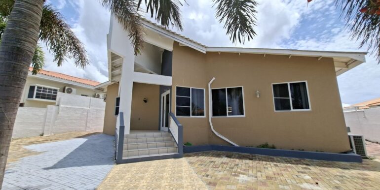 Huurwoning Sunset Heights met zwembad