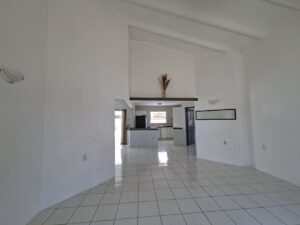 Huurwoning Sunset Heights met zwembad