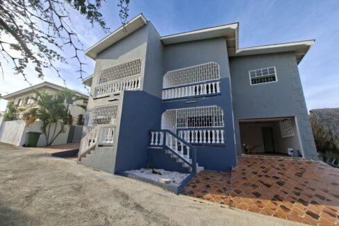 Geschakelde huurwoning Koraal Partier