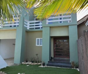 Moderne huurwoning met appartement Barber