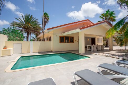 Huurwoning met zwembad Kashutuin