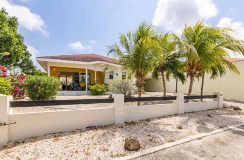 Huurwoning Montana Rey